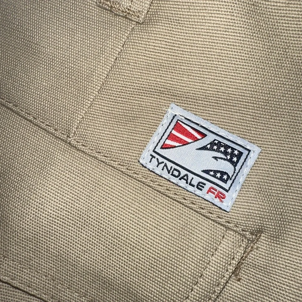 Tyndale workwear men